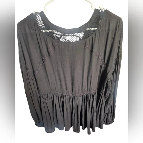 Free People Black Lace-Up Dont Let Go Peasant Boho Size Small Oversized PTP 22 - Picture 4 of 4